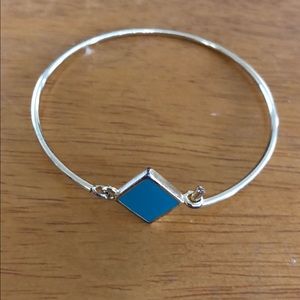 ❤️💕 Gold bangle with green square accent